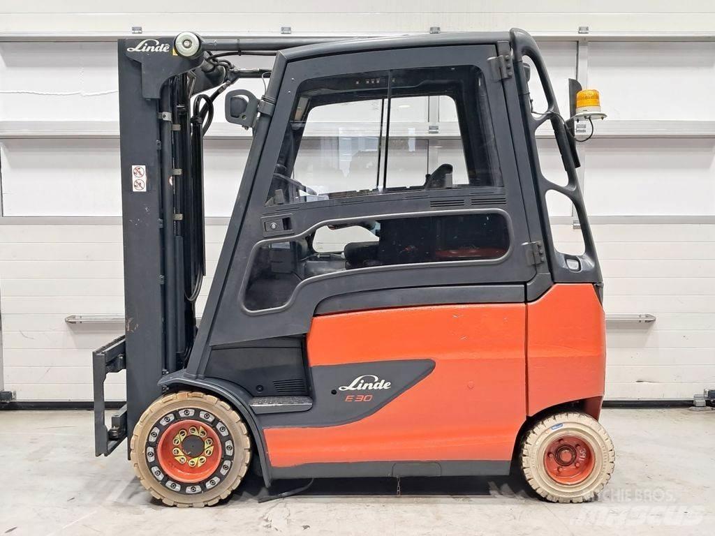 Linde E30HL-01/600 Elektrostapler