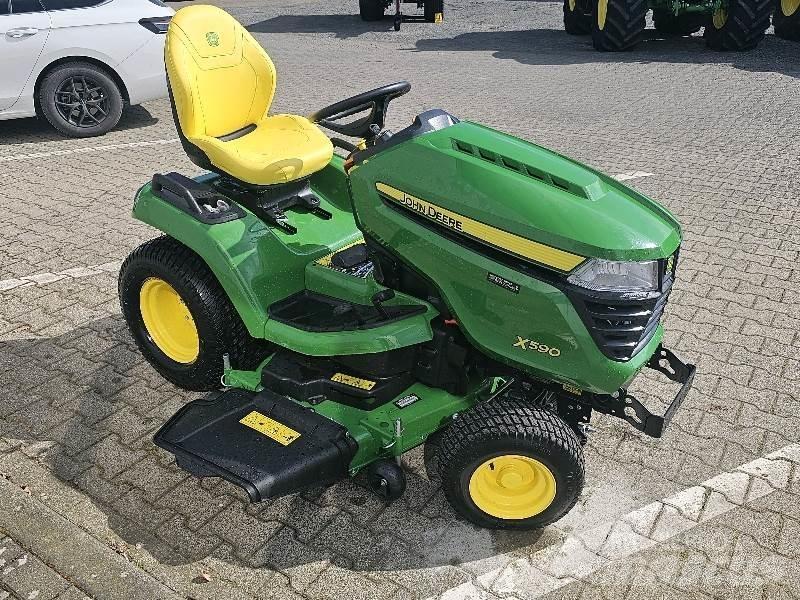 John Deere X590 Mäher