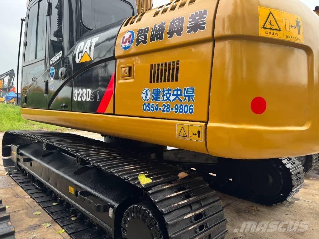 CAT 323D2 Raupenbagger