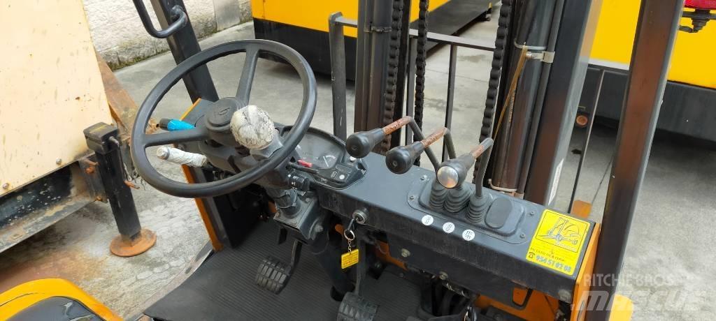 Samsung SF 20 D Dieselstapler