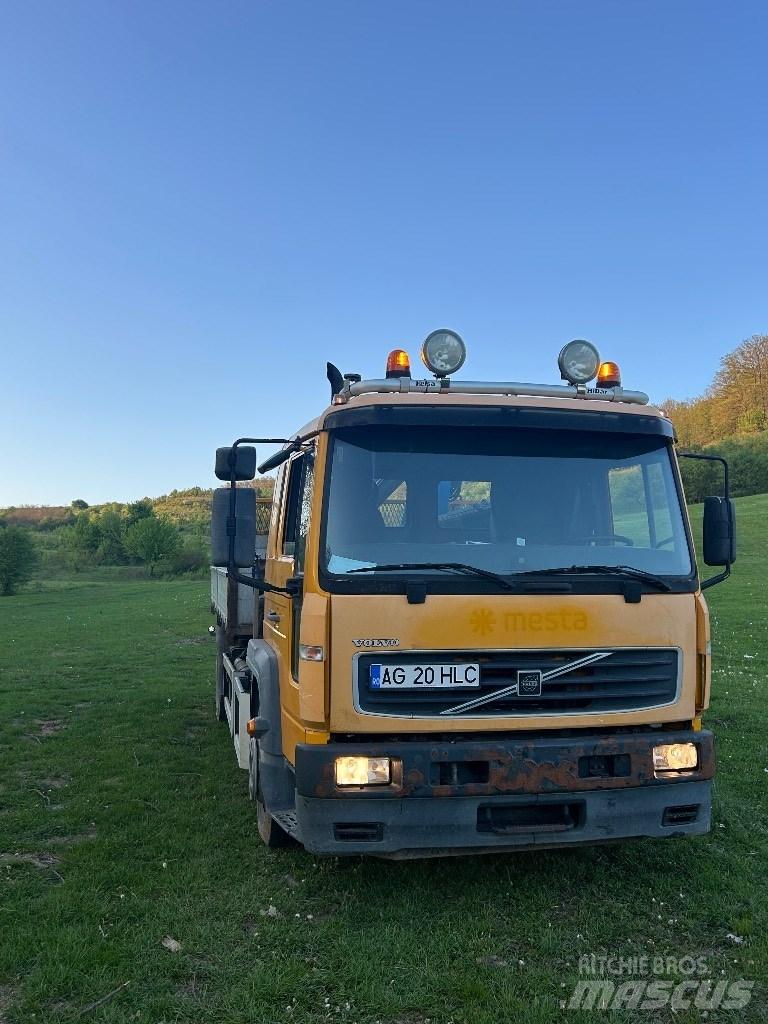 Volvo FL 6 Kranwagen