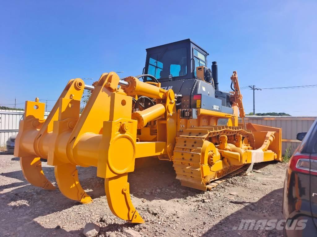 Shantui SD 32 Bulldozer