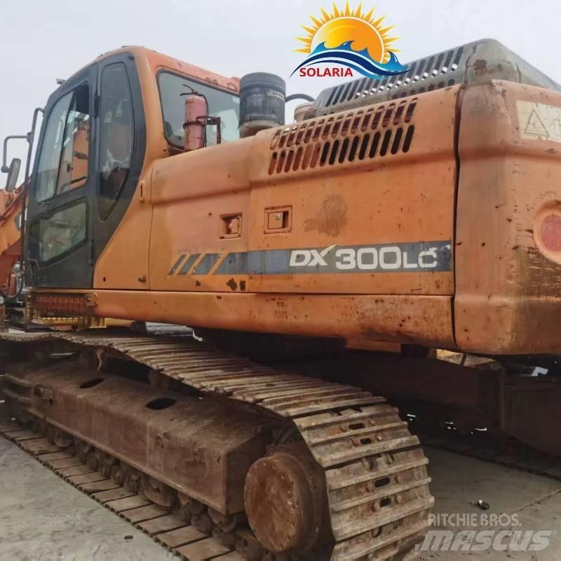 Doosan DX 300 LC Raupenbagger