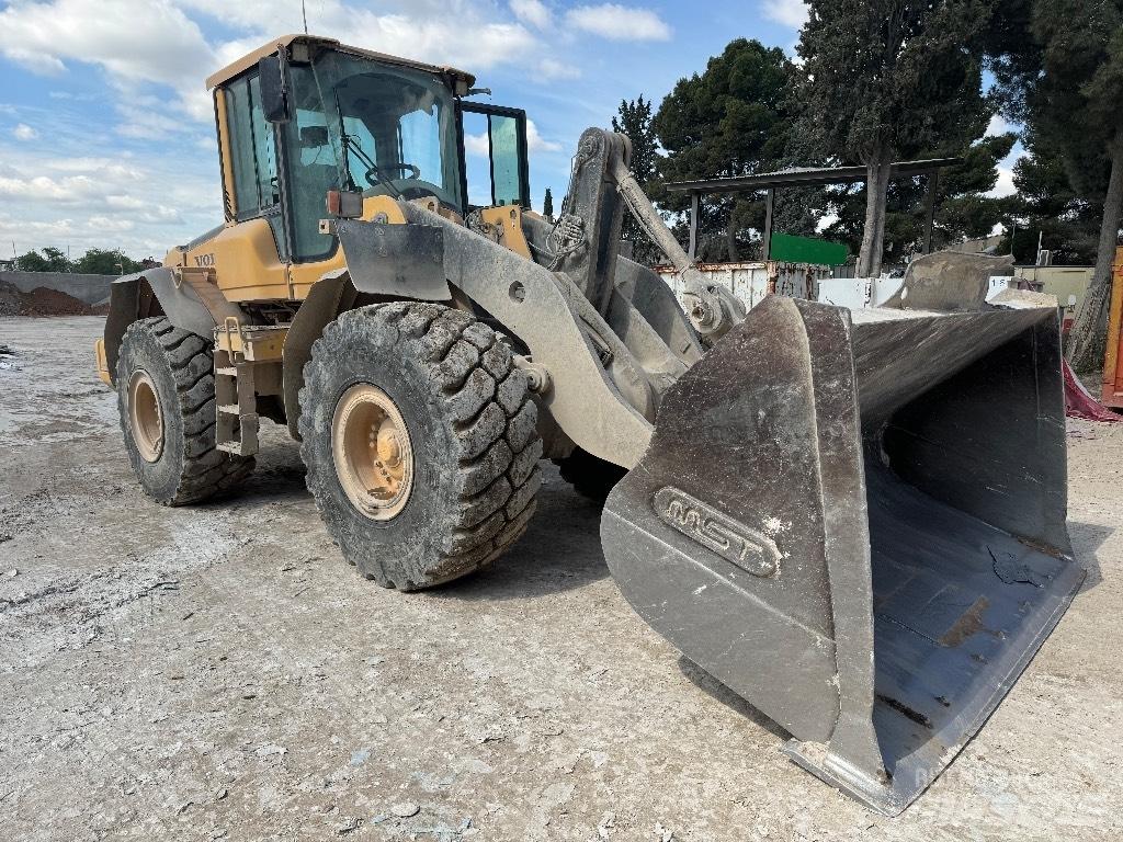 Volvo L 120 F Radlader
