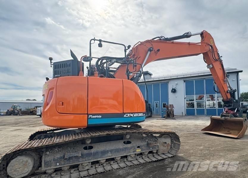 Doosan DX 235 LCR-5 Raupenbagger