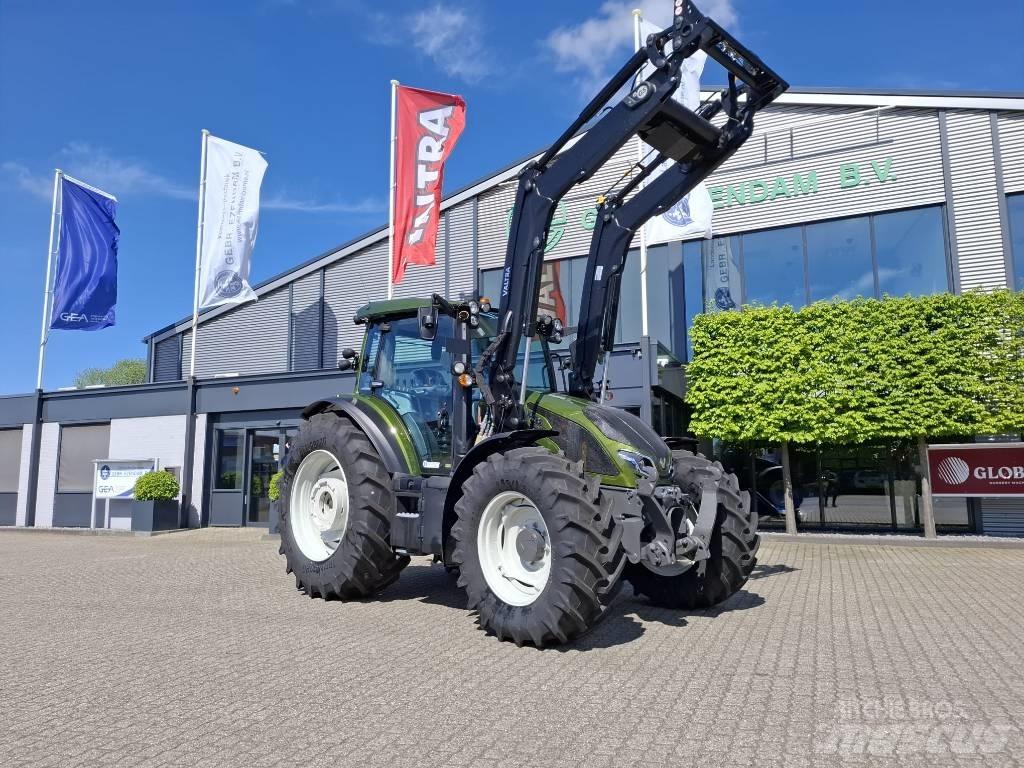 Valtra G 125 Active Traktoren