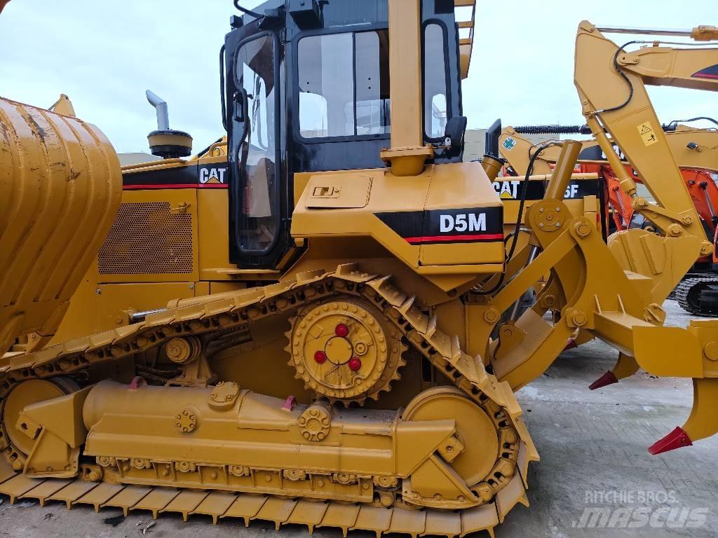 CAT D 5 M Bulldozer
