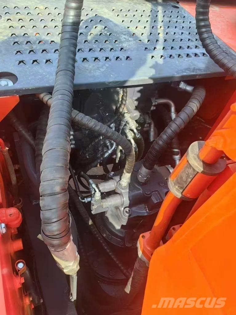 Doosan DX 225 LC Raupenbagger