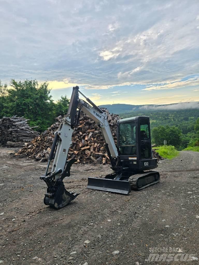 Bobcat E 32 Minibagger < 7t