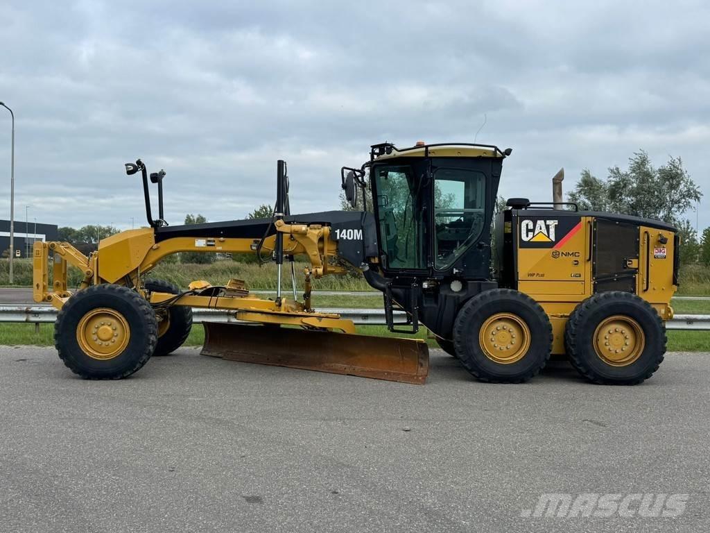 CAT 140M Grader
