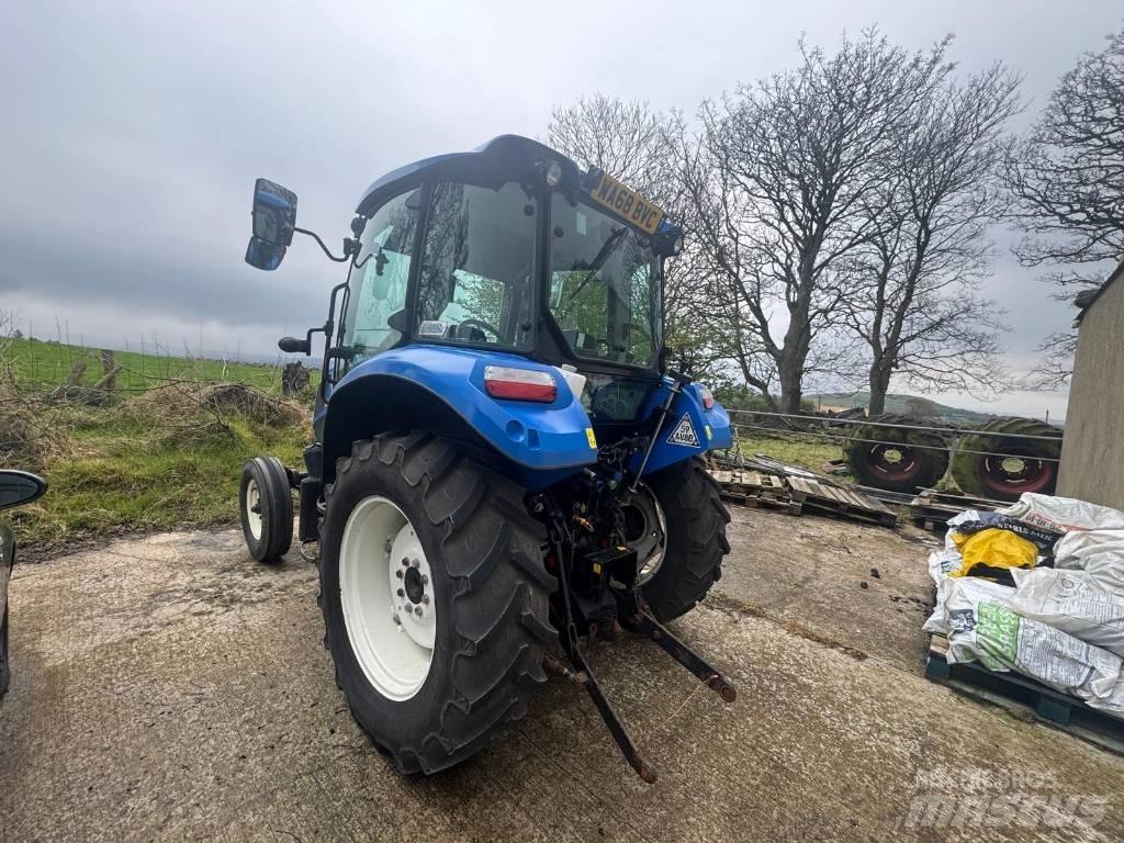 New Holland T 4.65 Traktoren
