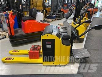 Hyundai 22EP9-7N Gabelstapler mit Fahrerstand