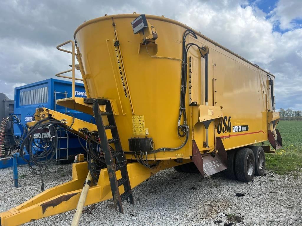 Peecon 1600 CF Futtermischwagen