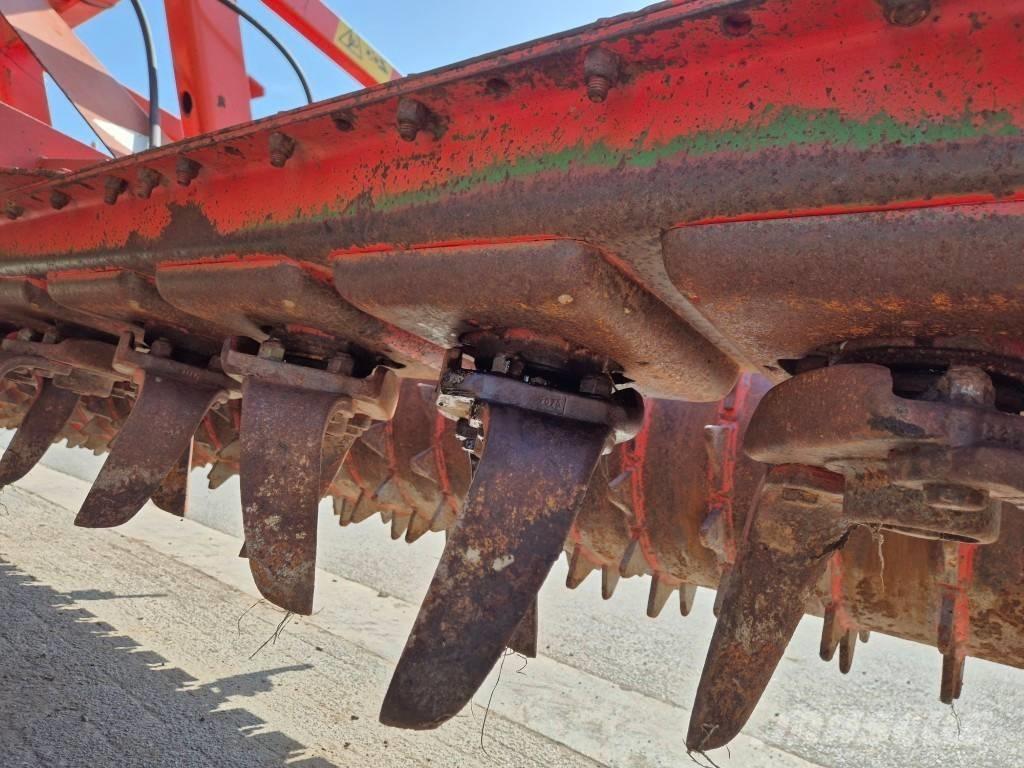 Kuhn HR 4000 Motoreggen / Rototiller
