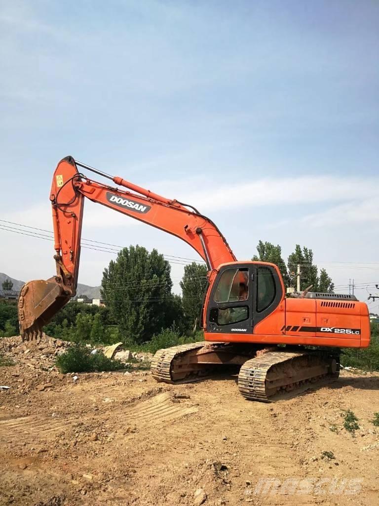 Doosan dx225 Raupenbagger