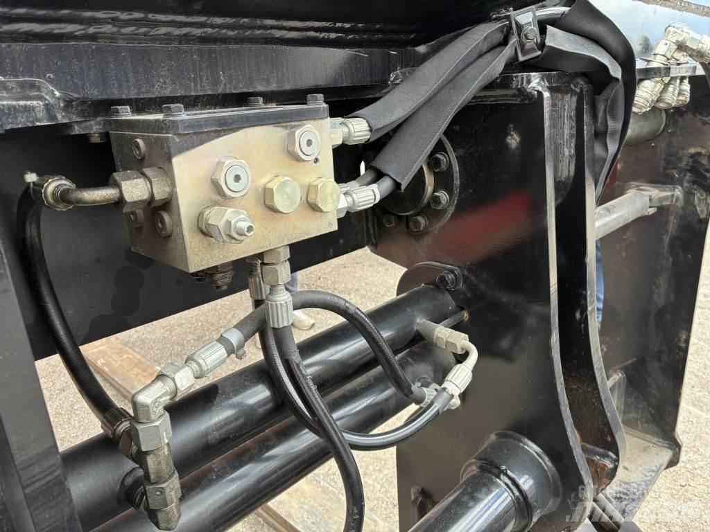Manitou CAT+P+SS Sonstige Flurförderzeuge