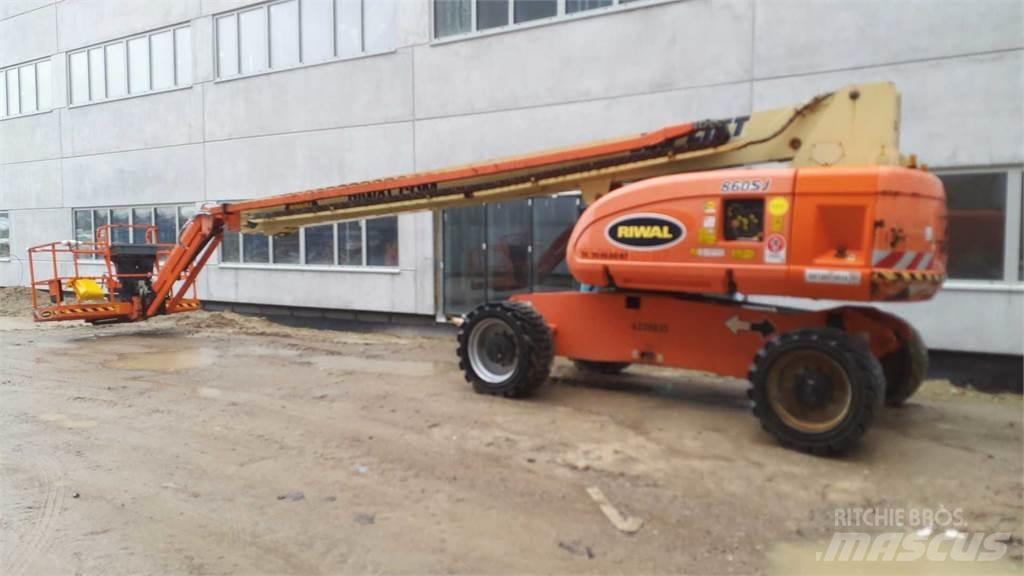 JLG 860SJ Teleskopbühnen