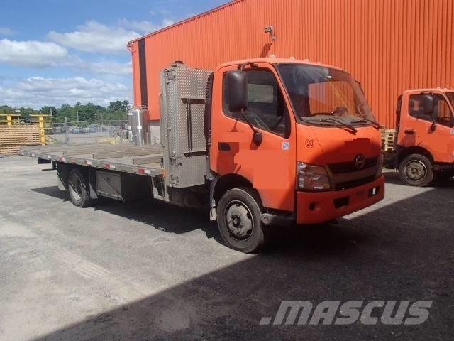 Hino 195 Pritschenwagen/Pritschenwagen mit Seitenklappe