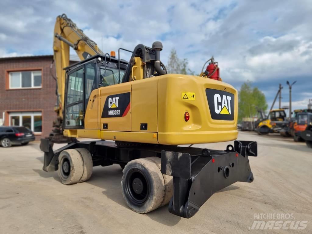 CAT MH 3022 Materialumschlag