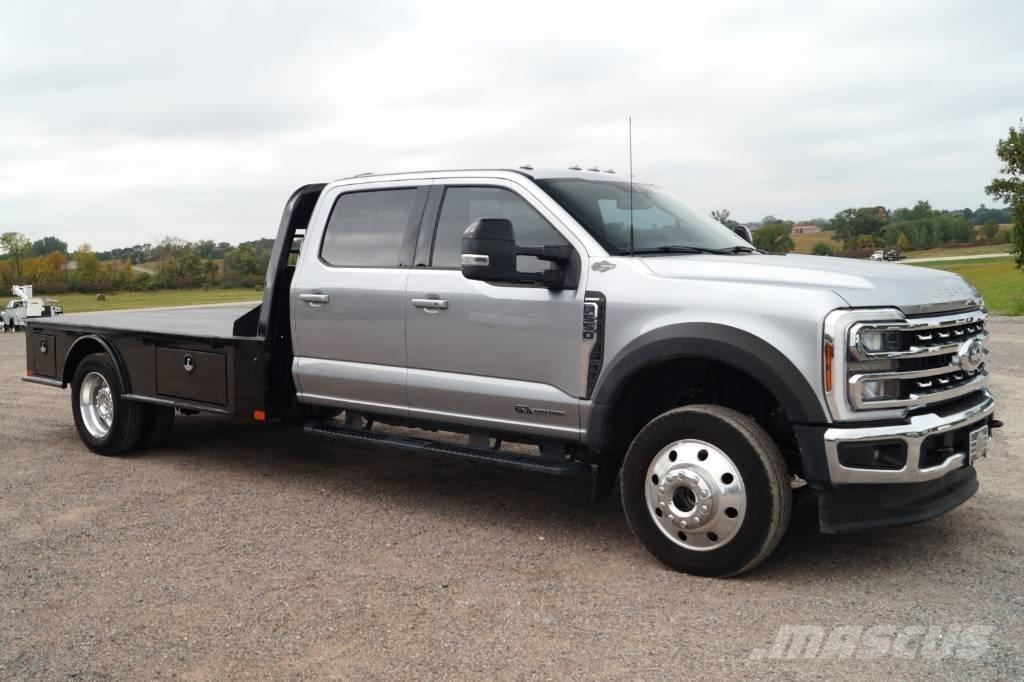 Ford F 550 SD Lariat Pritschenwagen/Pritschenwagen mit Seitenklappe