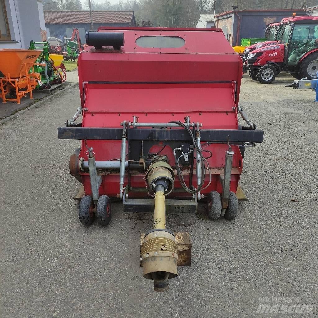 Turf Maker Tidy Gezogene und selbstfahrende Mäher