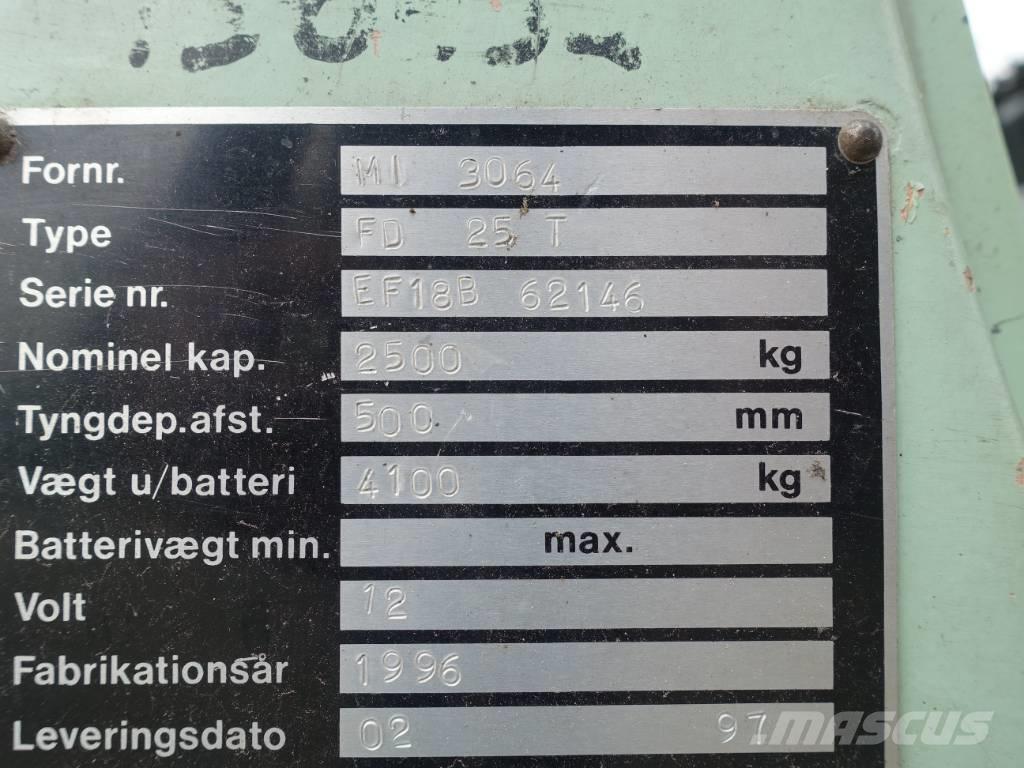 Mitsubishi FD 25 T Dieselstapler