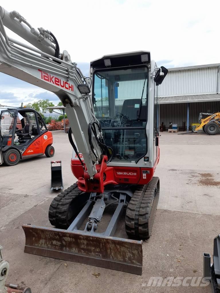 Takeuchi TB 230 Minibagger < 7t