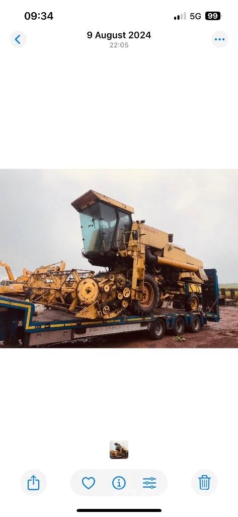 New Holland 8050 Mähdrescher