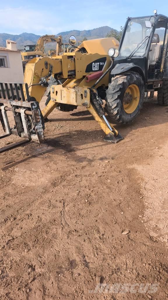 CAT TH 414 Teleskoplader