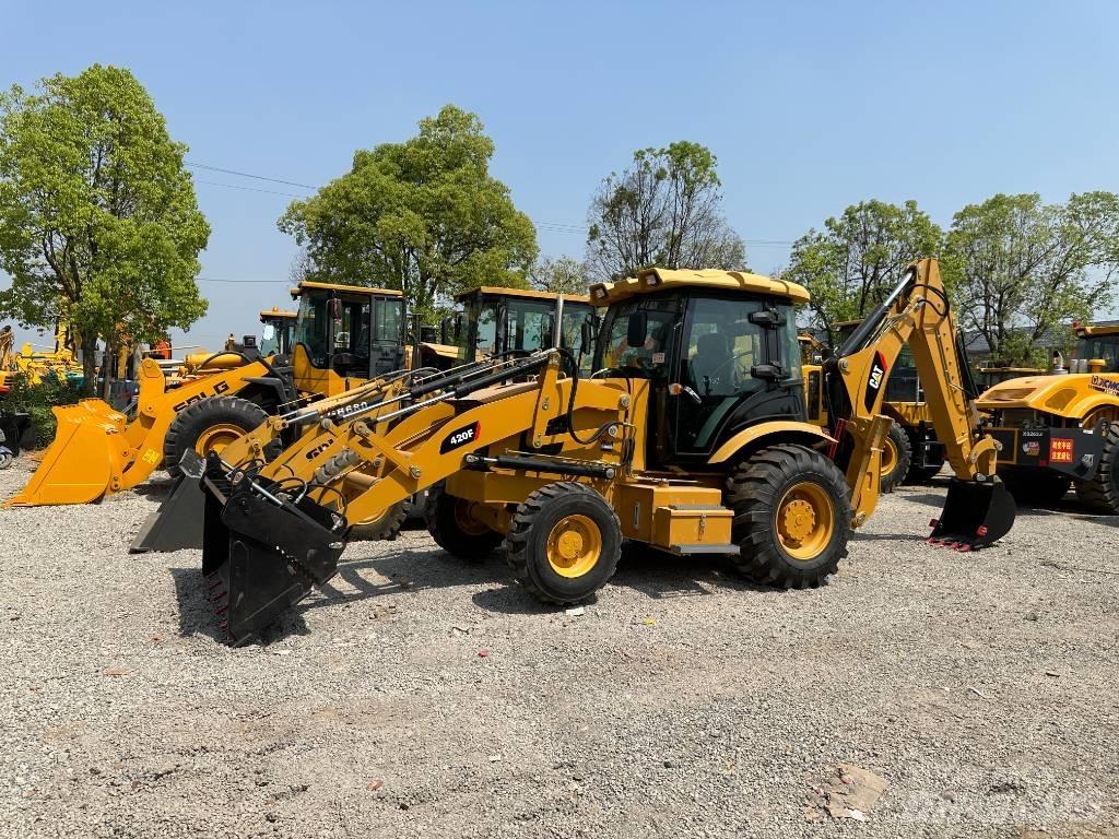 CAT 420F Baggerlader