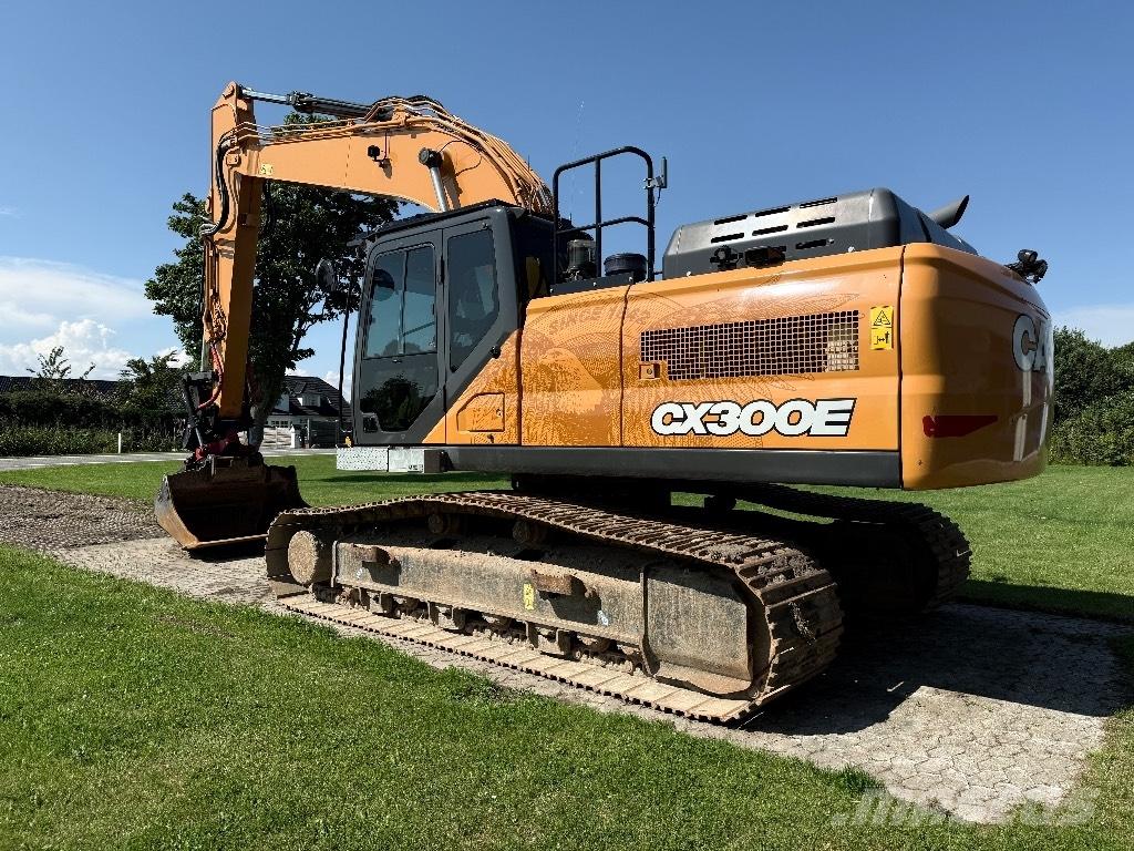CASE CX 300 E Raupenbagger