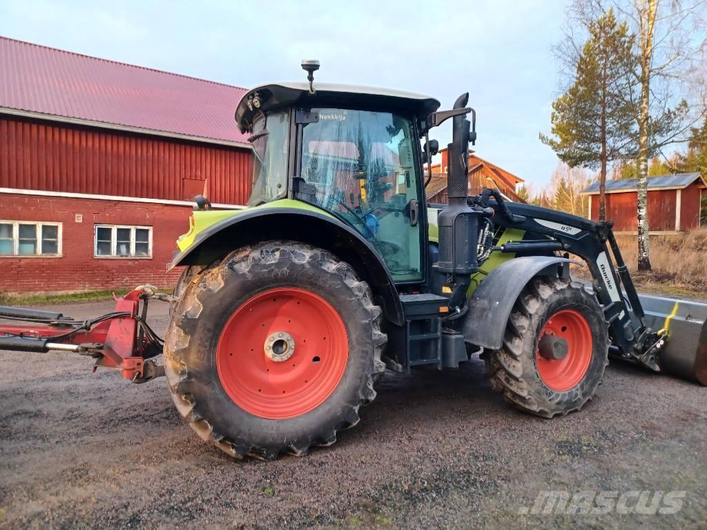CLAAS Arion 530 Traktoren