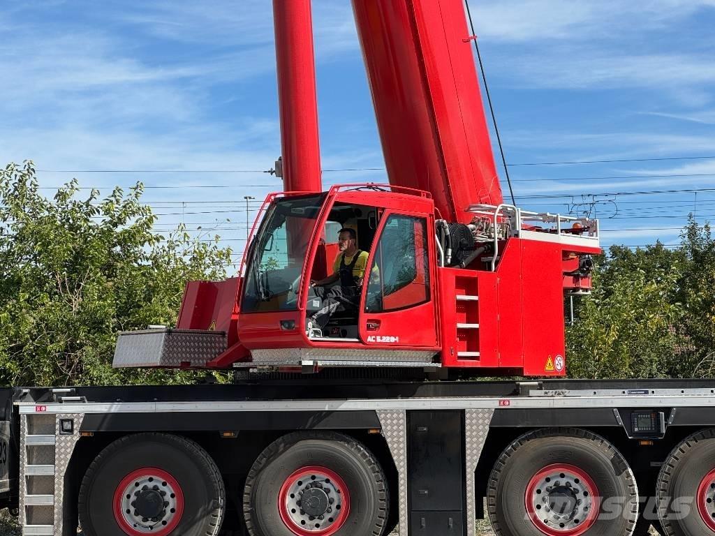 Tadano AC 5.220-1 All-Terrain-Krane
