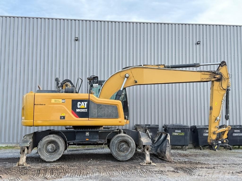 CAT MH3022 Materialumschlag