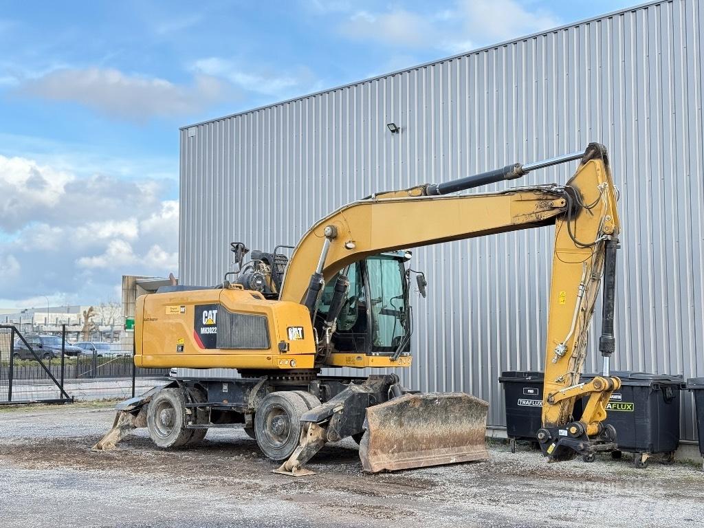 CAT MH3022 Materialumschlag