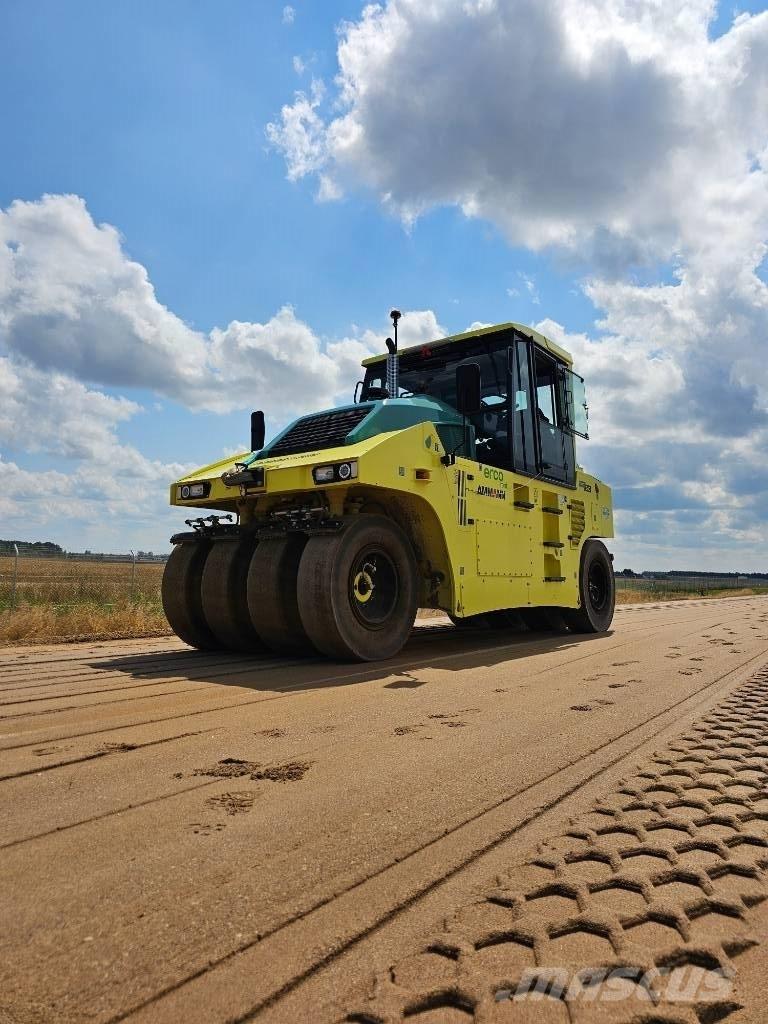 Ammann ART 240 Gummiradwalzen
