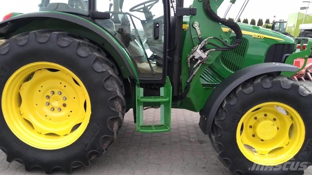 John Deere 5820 Traktoren