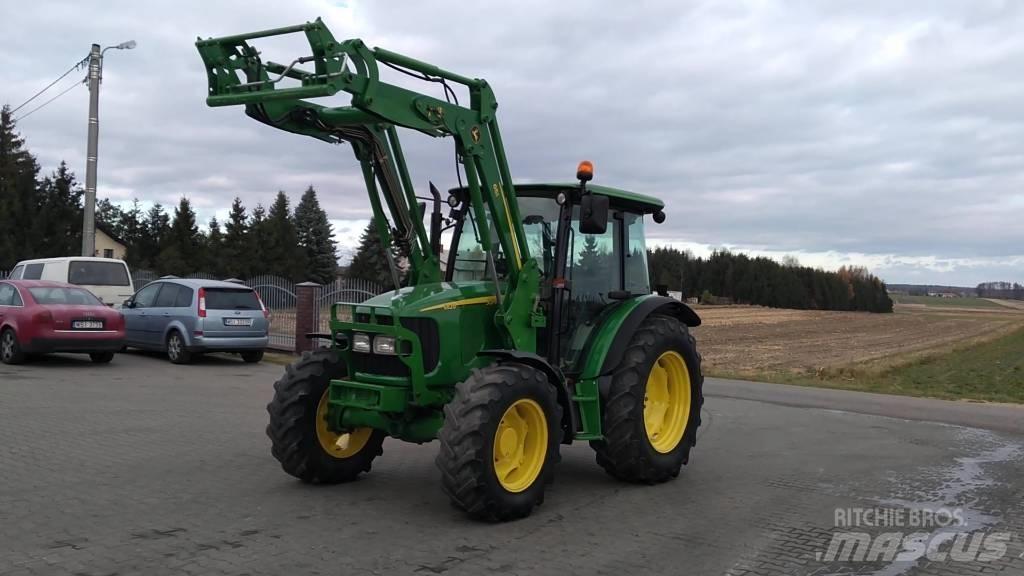 John Deere 5820 Traktoren