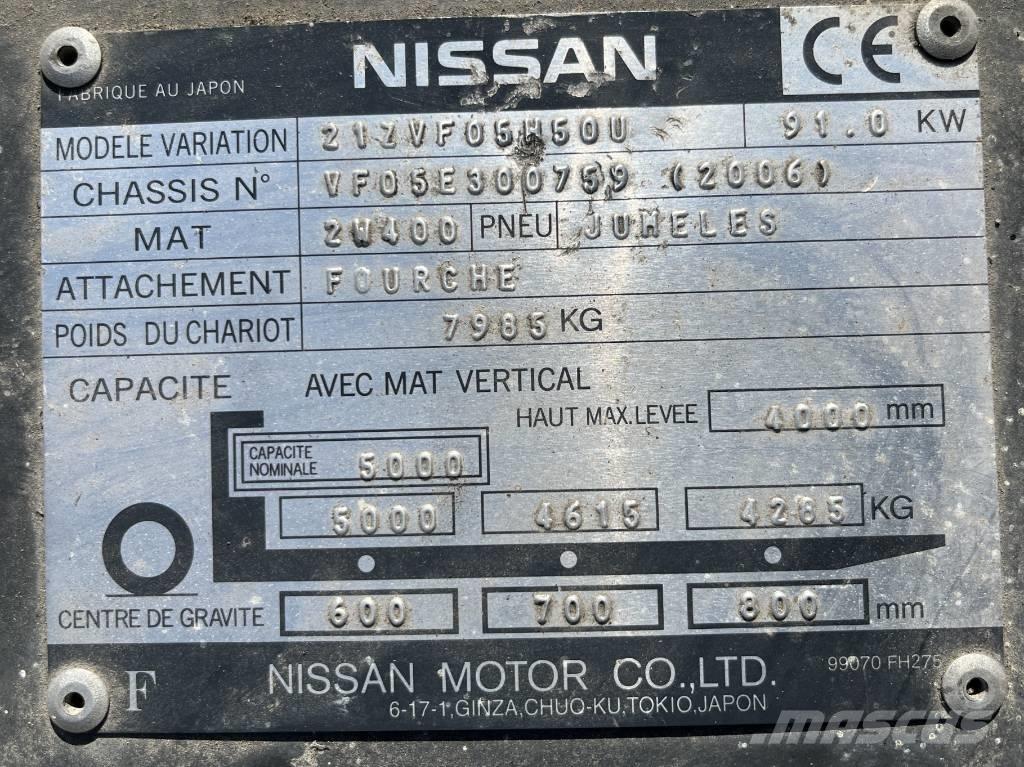 Nissan CABIN W-1038 Kabinen