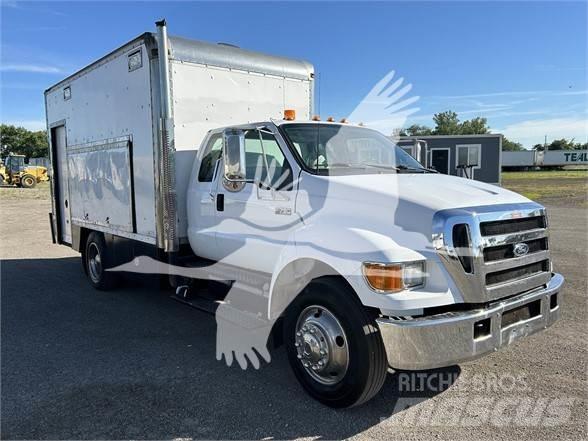 Ford F750 SD Sonstige Baumaschinen