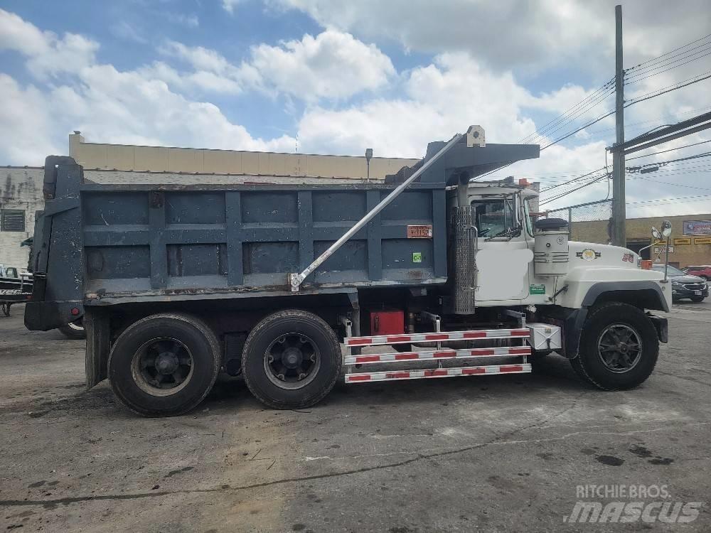 Mack RD 688 SX Kipper