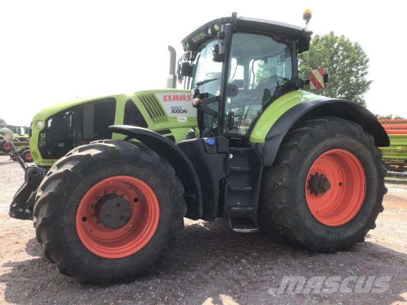 CLAAS AXION 950 Traktoren