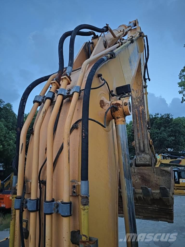 Hyundai R220LC=9S Raupenbagger