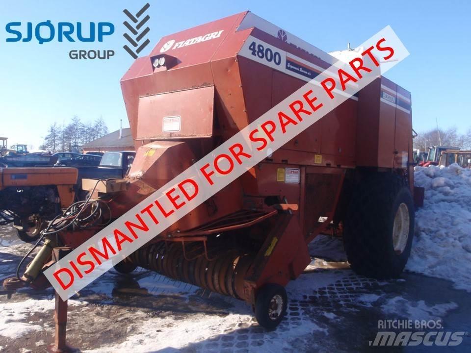 Hesston 4800 Traktoren