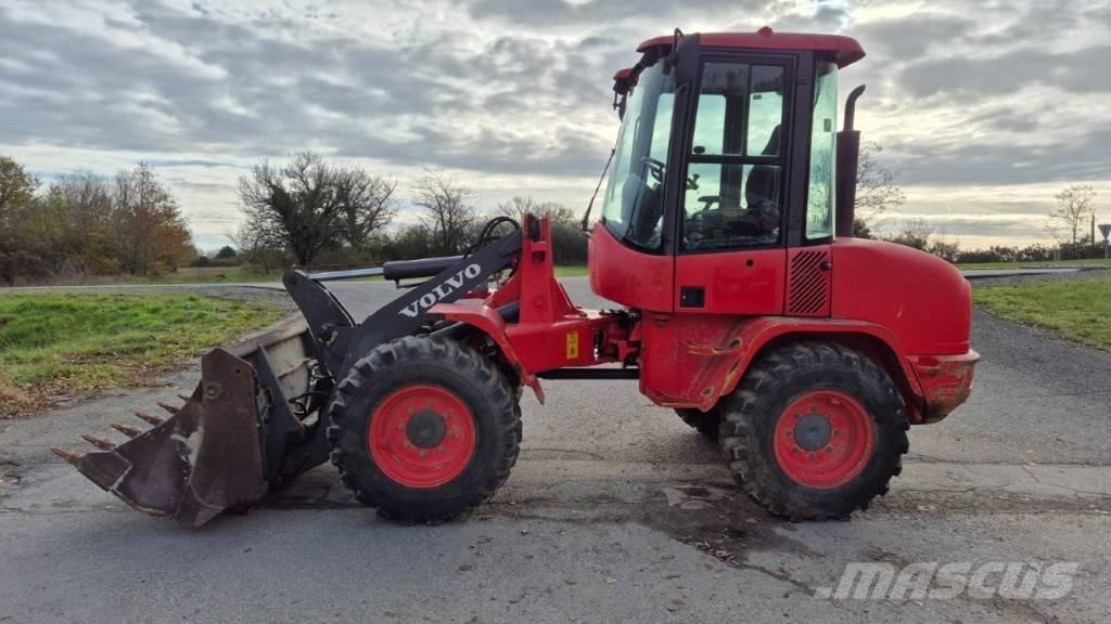 Volvo L 30 B Radlader