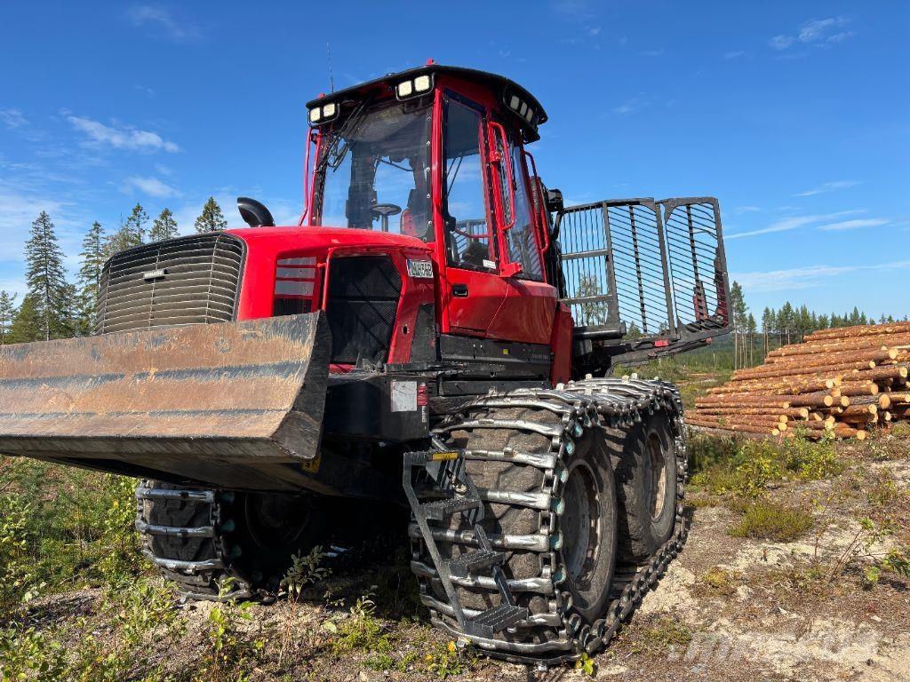 Komatsu 895 Forwarder