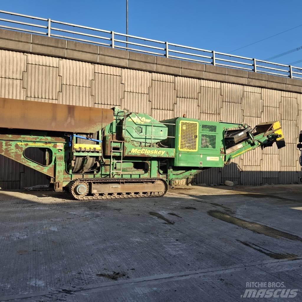 McCloskey J40 Mobile Brecher