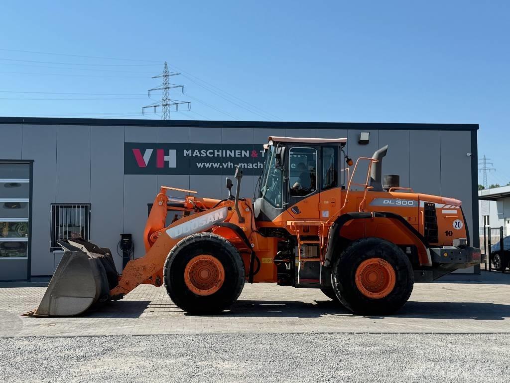 Doosan DL 300-3 Radlader