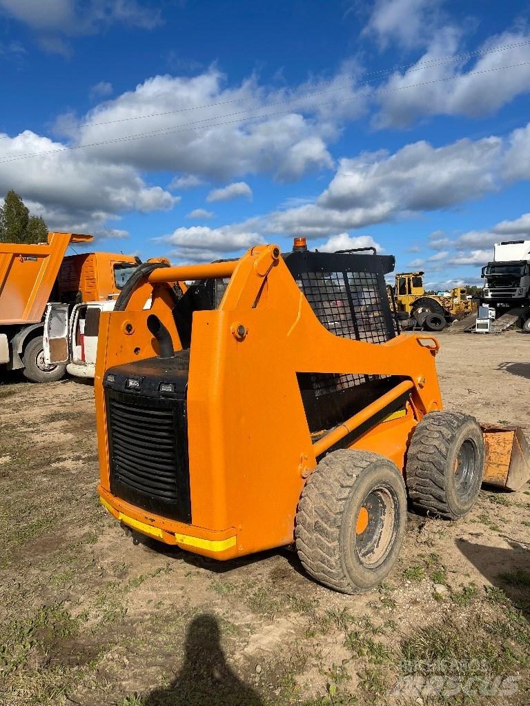 CASE 95 XT Kompaktlader