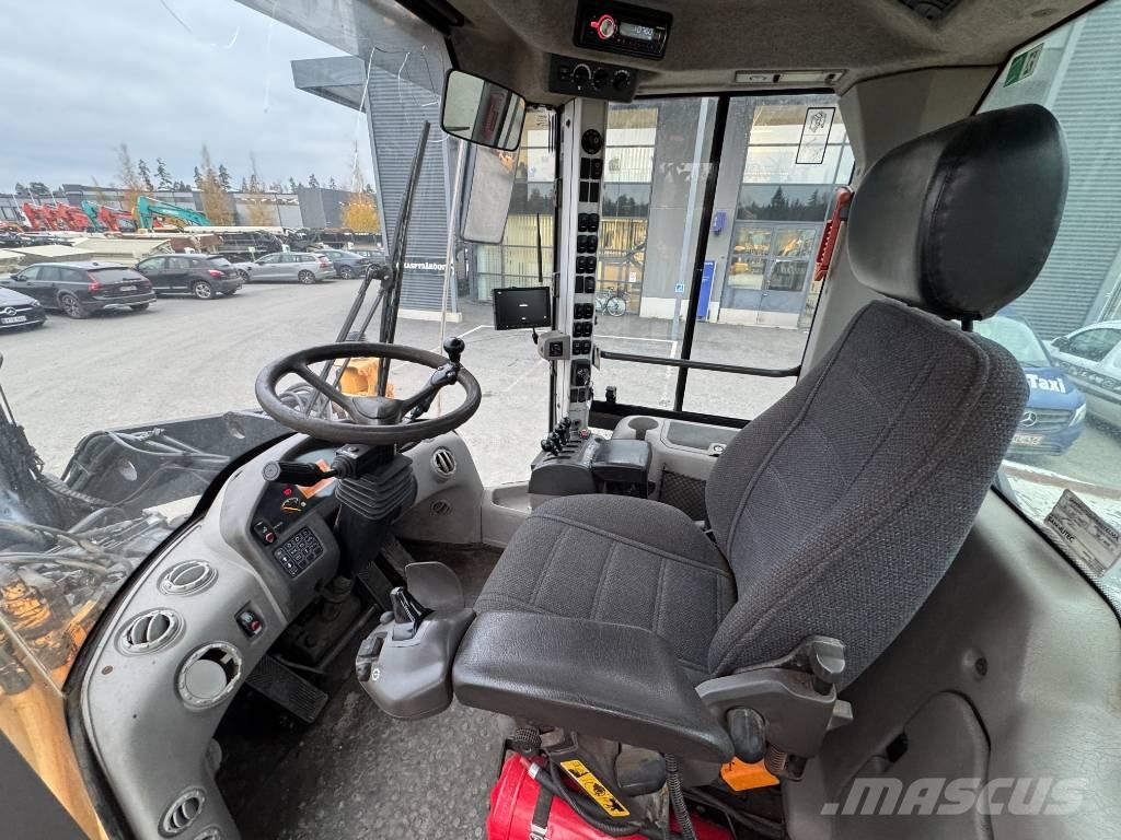 Volvo L 120 F Radlader